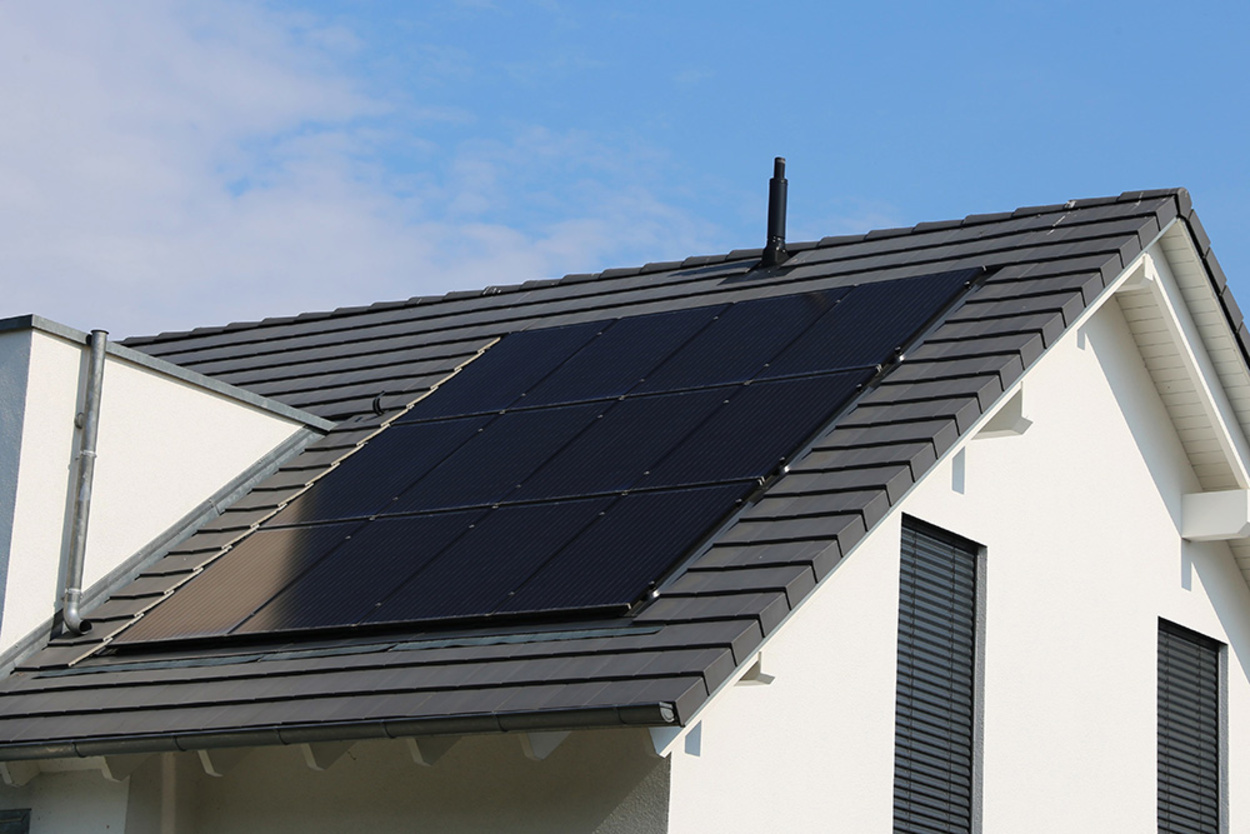 Erneuerbare Energien bei Muster Elektro in Musterstadt